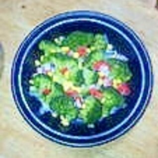 タジン鍋で作るブロッコリーの簡単温野菜